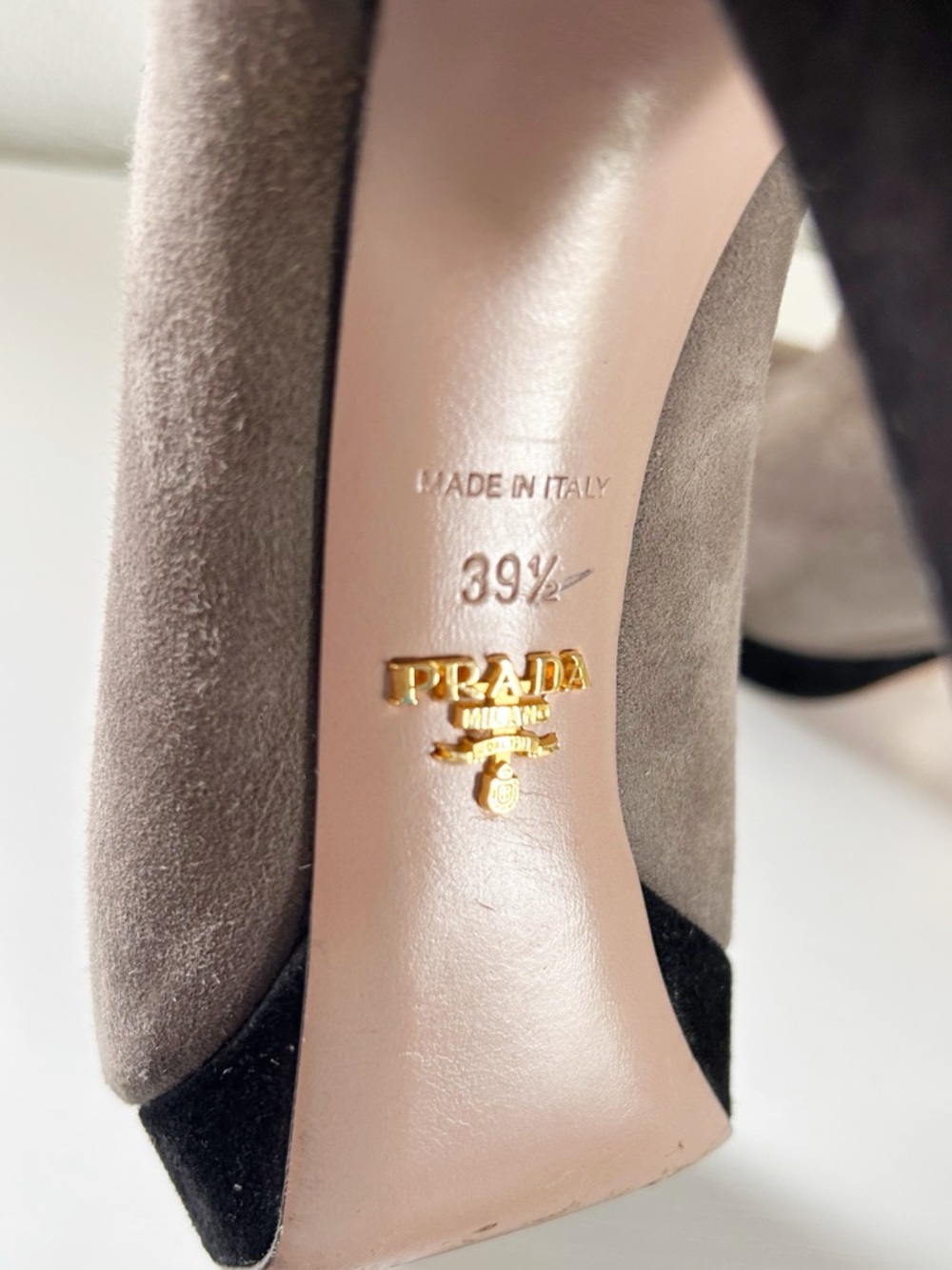 Prada Gray Black Suede Peep Toe Mules Platform Heels Size EU 39.5 - Picture 10 of 10